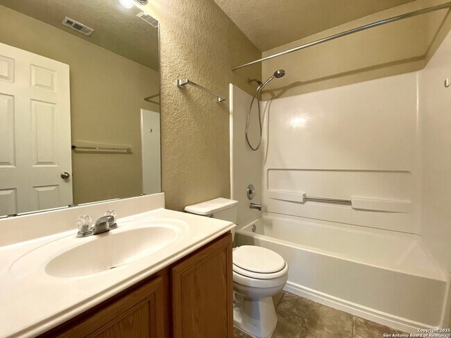 Building Photo - 12647 Point Summit