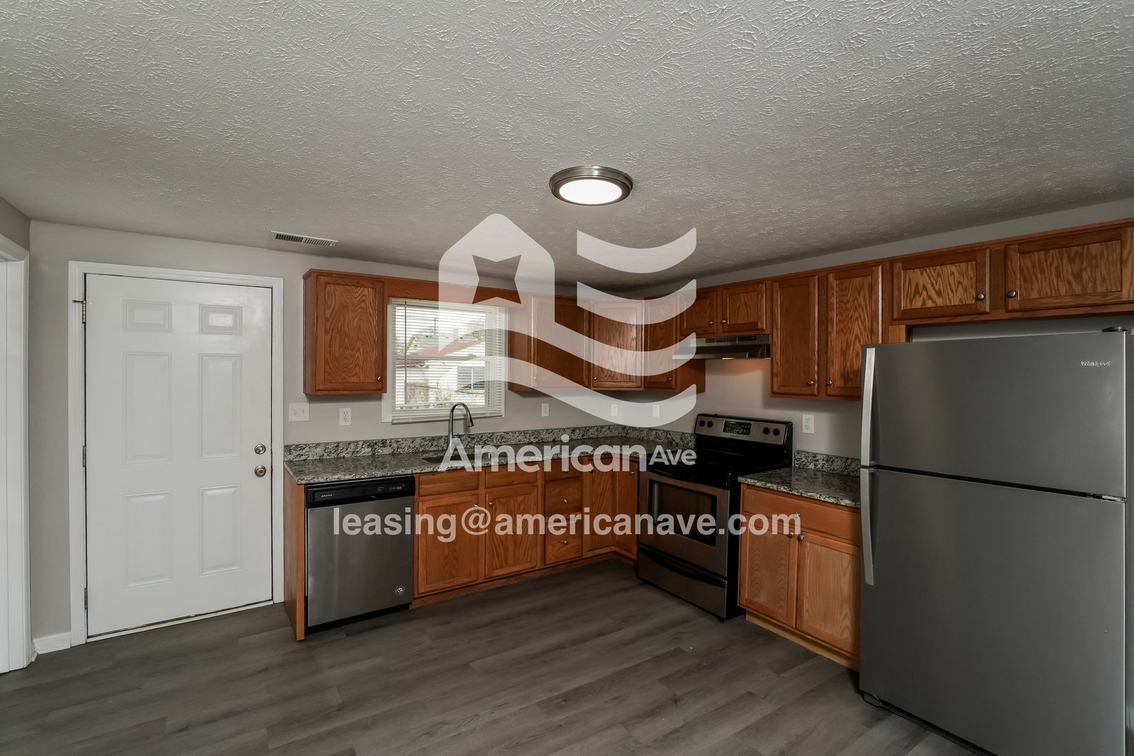 Building Photo - 1729 W Ormsby Ave