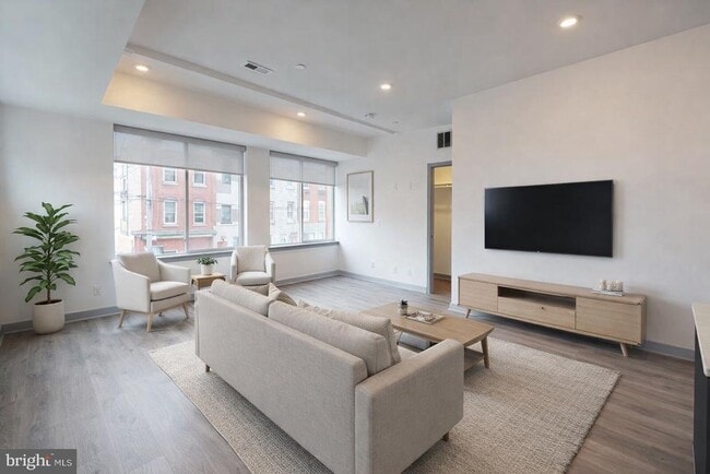 Building Photo - 411 W Berks St