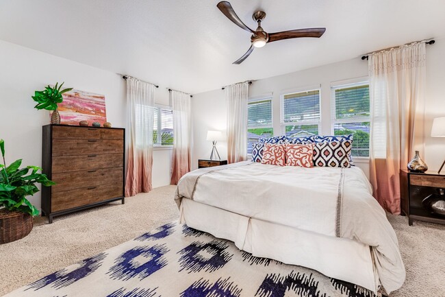 Building Photo - Kehalani 3 bedroom 2.5 bath ocean views  -...