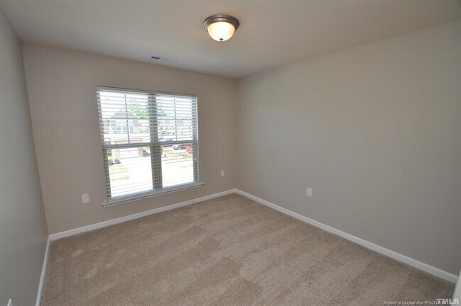 Building Photo - 209 Brier Crossings Loop