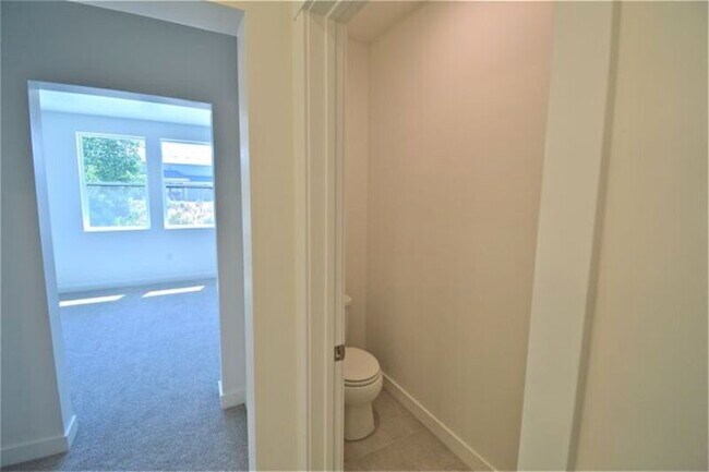 Building Photo - 8373 Iris Lumi Ln