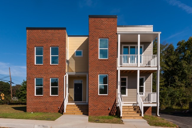 Primary Photo - Townhomes at Warwick Place I