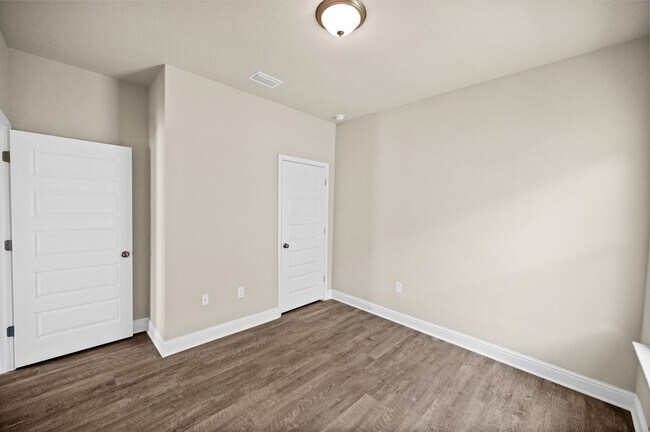 Building Photo - 431 Gemini St