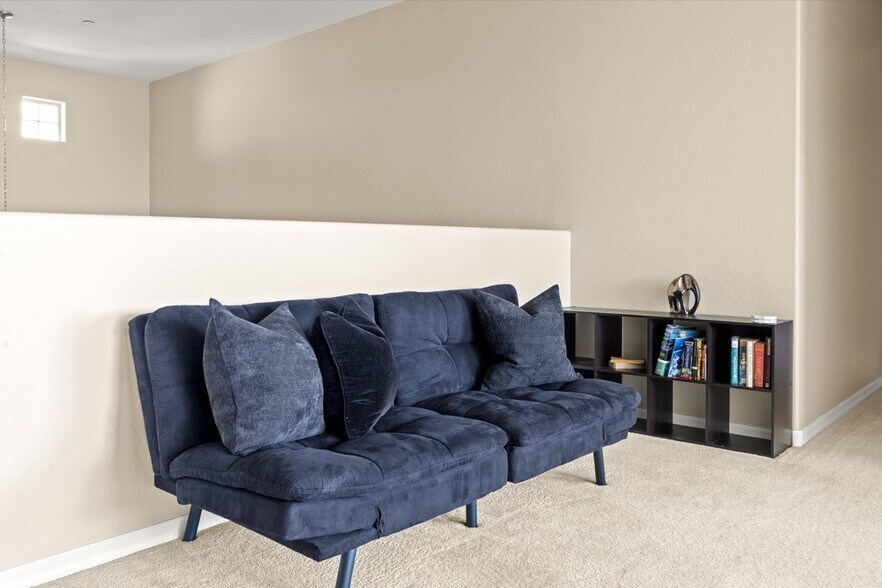 Building Photo - 2426 N 161st Ave