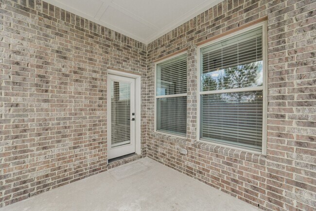 Building Photo - Offered by Precision Realty & Management, LLC!!