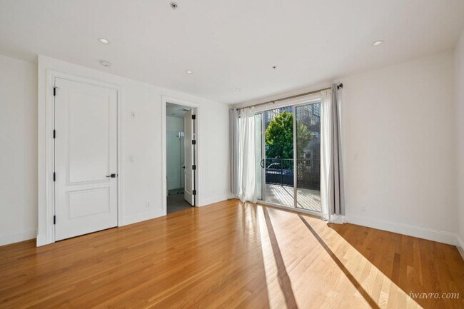 Building Photo - 641 Natoma St