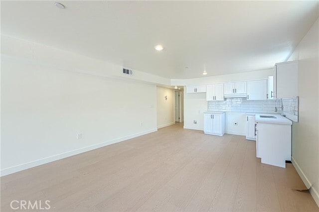 Building Photo - 734 E 52nd St