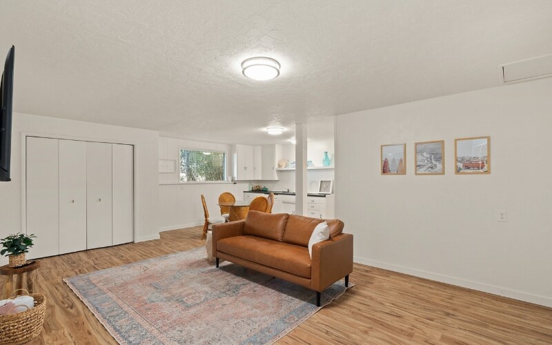 Building Photo - 1508 S Hoquiam Ln