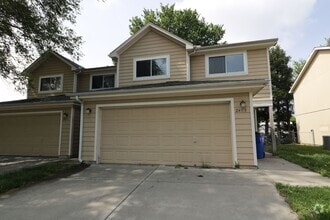 Building Photo - 2401-2403 Deerfield