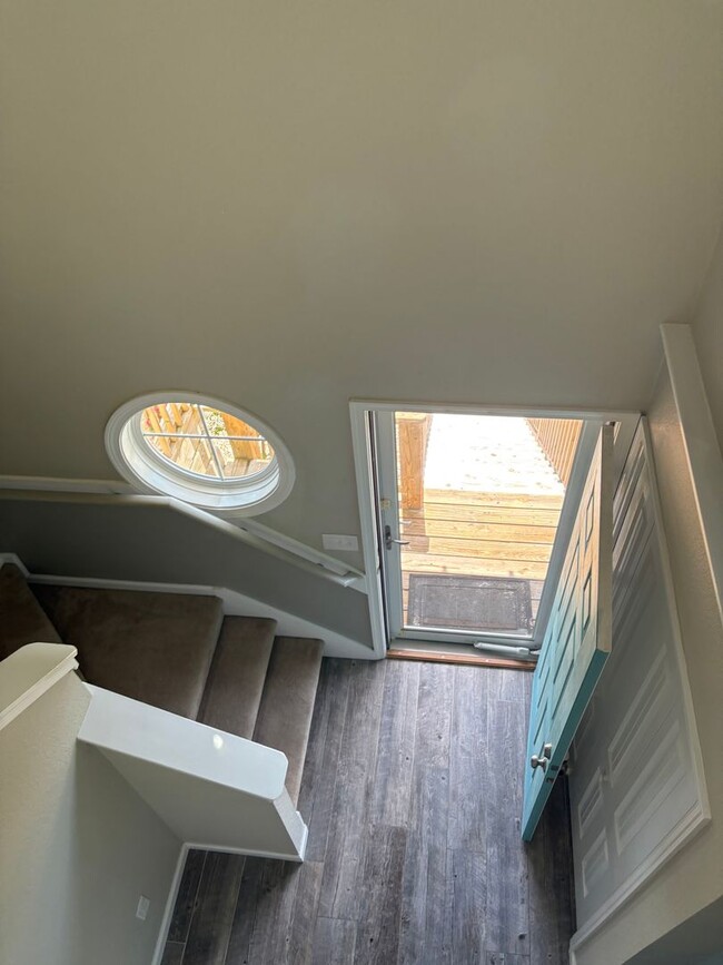 Building Photo - 3 Bedroom 3 Bath Home in Kill Devil Hills ...