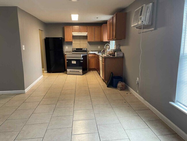 Primary Photo - 3028 Avenue M Ave