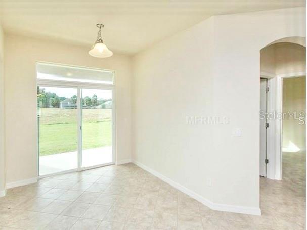 Building Photo - 2103 Candlenut Cir