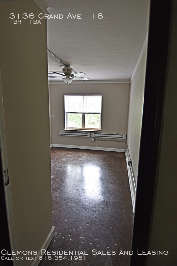 Building Photo - 3136 Grand | Special - First Month Free!