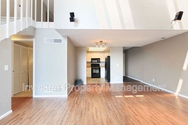 Building Photo - 6453 S Havana St