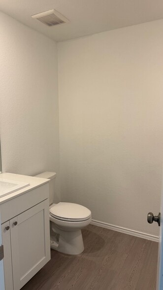 Building Photo - 205 E Lima Dr