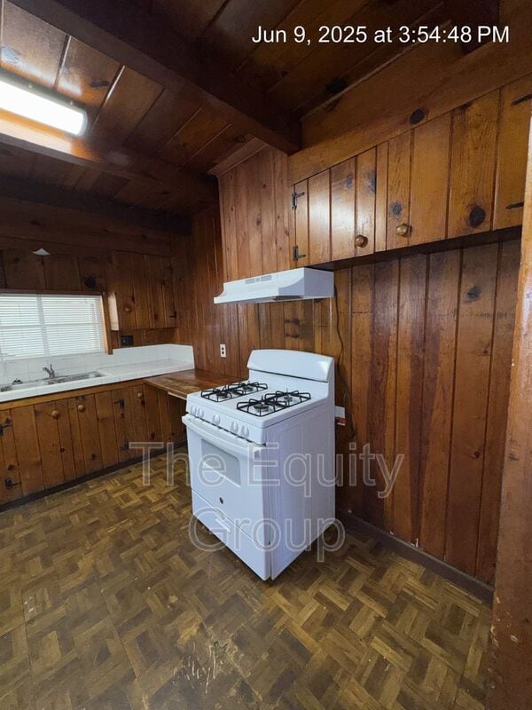 Building Photo - 207 S Linwood Ave