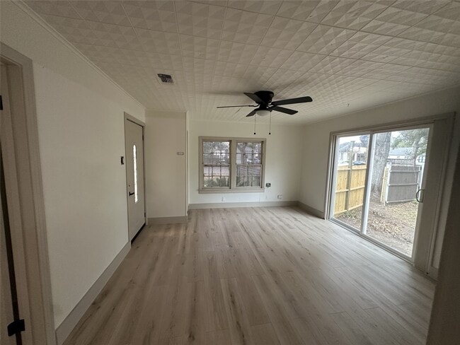 Building Photo - 1747 5th St