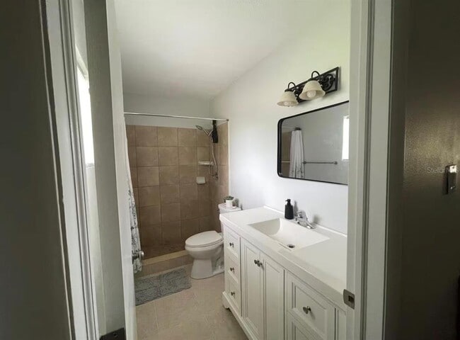 Building Photo - 16900 SW Lincoln St