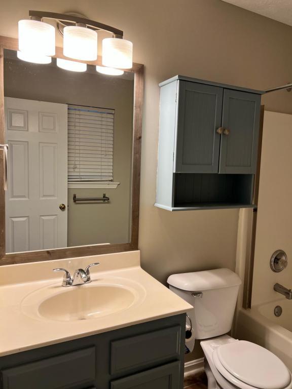 Building Photo - 11307 Halifax Dr