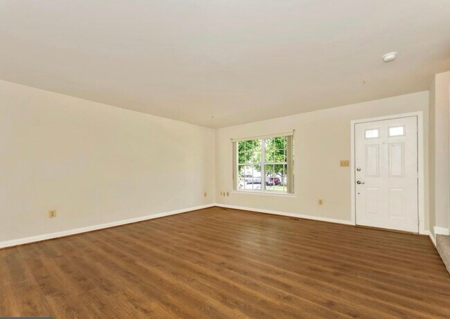 Building Photo - 5790 Katsura Ct