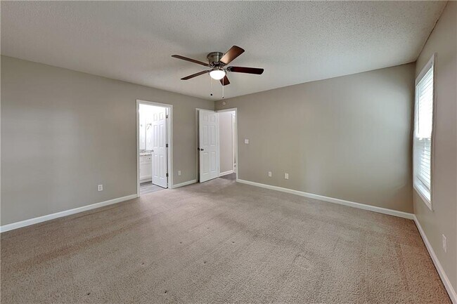 Building Photo - 100 Rosemont Ct