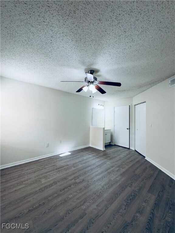 Building Photo - 12750 Equestrian Cir
