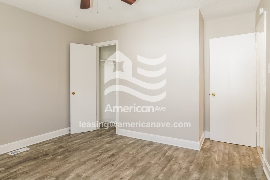 Building Photo - 2310 McKinney St