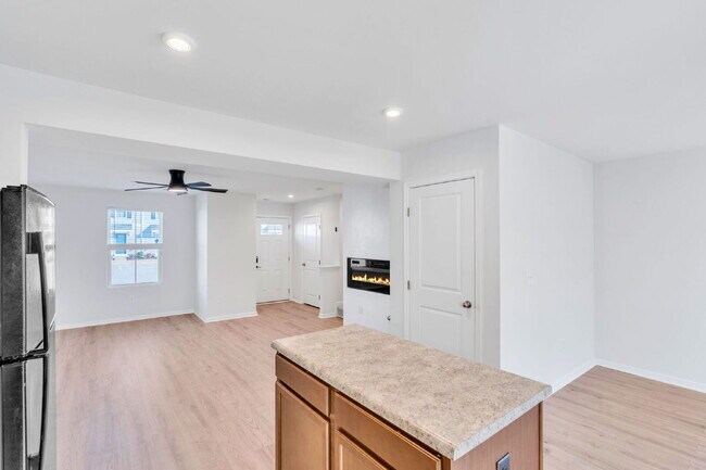 Building Photo - Modern 3BR, 2.5BA Townhouse in Walnut Hill Townes in Greer! ($1800/mo base rent***)