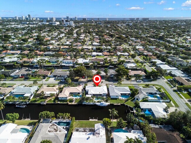 Building Photo - 6251 NE 19th Terrace