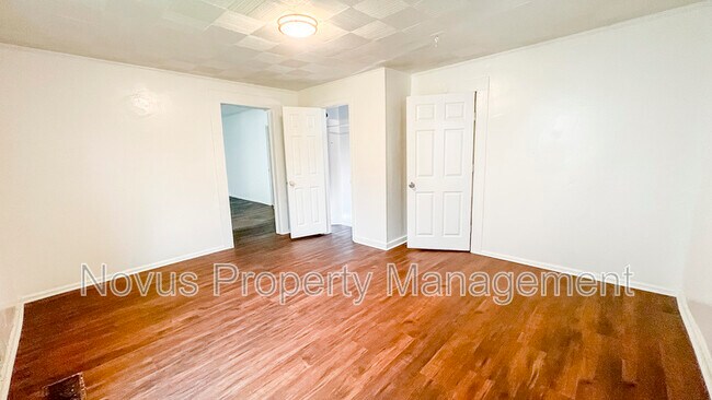 Building Photo - 135 W Atlanta St