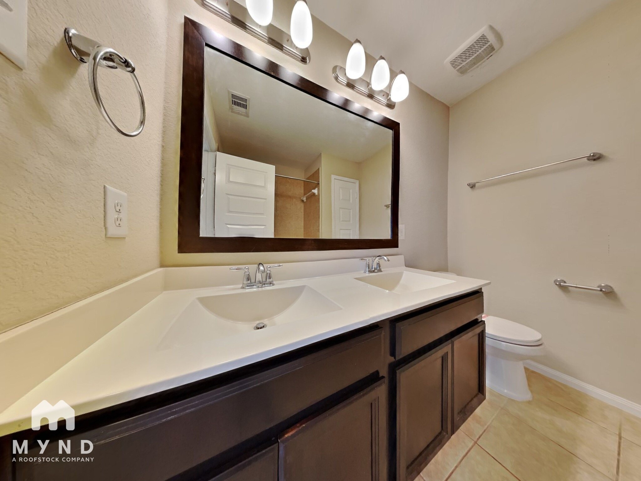 Building Photo - 4918 Woodbury Mill Dr