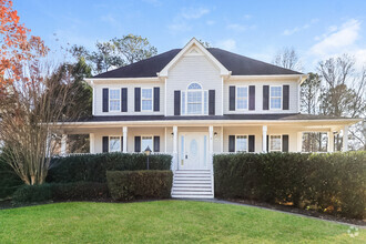 Building Photo - Spacious Backyard in Douglasville, GA