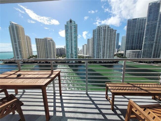 Building Photo - 325 S Biscayne Blvd