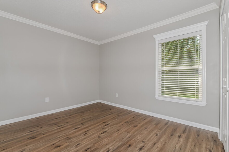 Building Photo - 146 E Teague Bay Dr
