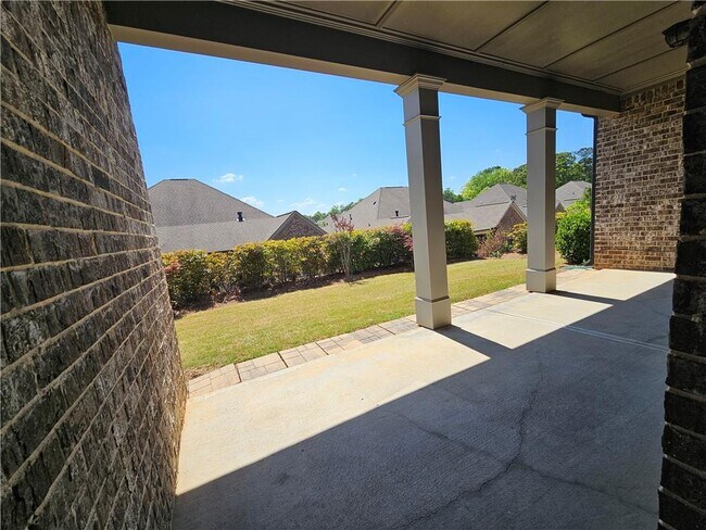 Building Photo - 3748 Heirloom Loop Ct NE