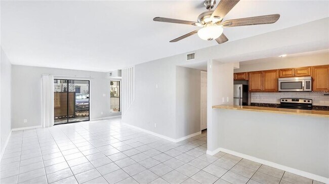 Building Photo - 4001 S Beneva Rd