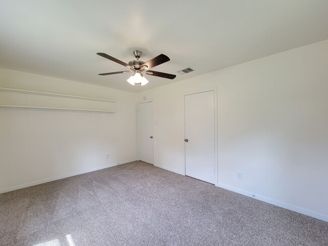 Building Photo - REMODELED 4 BEDROOM 2 BATH LEASE HOME IN A...