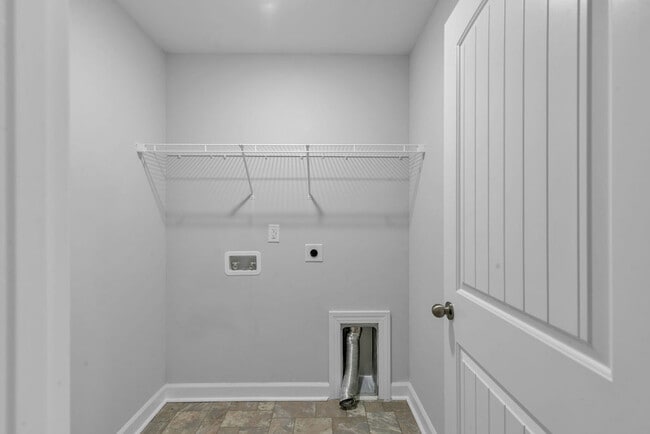 Building Photo - 202 Browns Ferry Rd