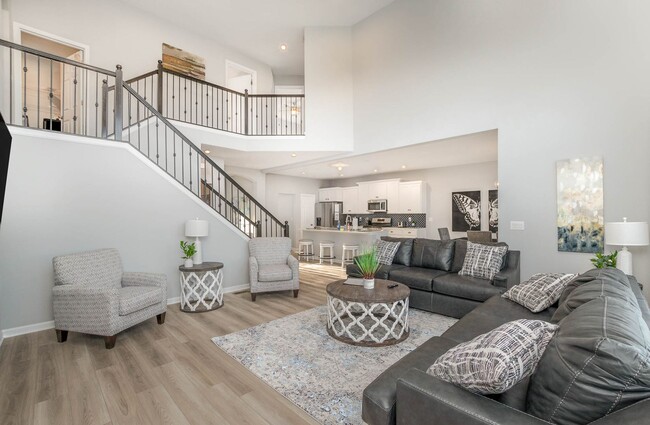 Building Photo - Fully Furnished Executive Corporate Rental