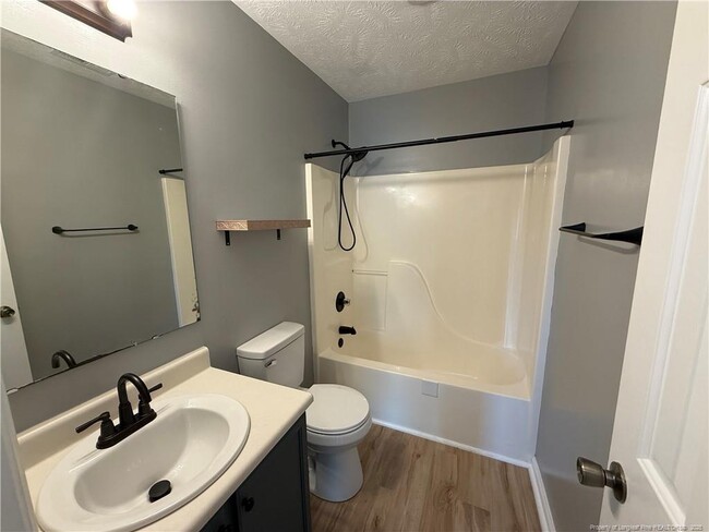 Building Photo - 109 Woodbine Dr