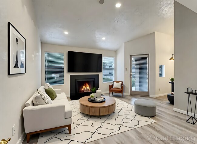 Building Photo - 2021 Spenwick Dr