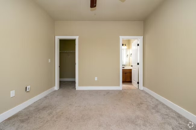 Building Photo - 101 West Ln