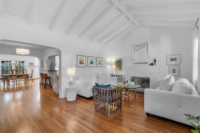 Building Photo - 4072 Park Ave