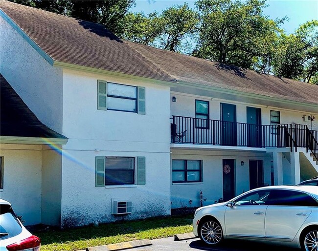 Primary Photo - 2142 Bradford St