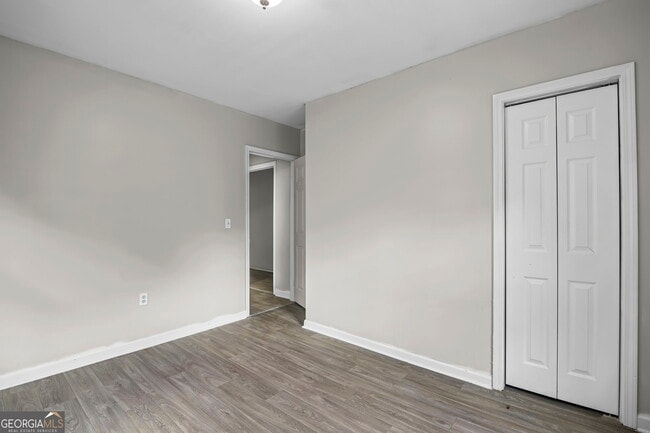 Building Photo - 1005 Westmoor Dr NW