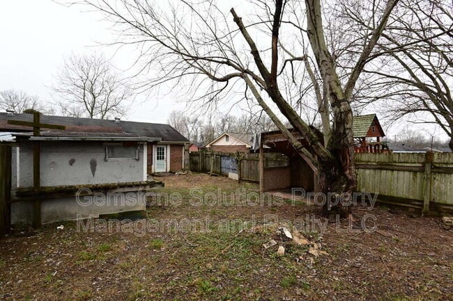 Building Photo - 4355 Central Valley Dr