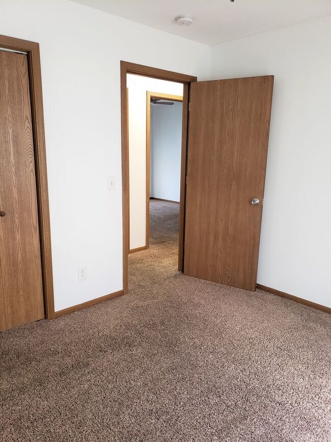 Building Photo - Upstairs Four Bedroom Apartment by Quality Home Management