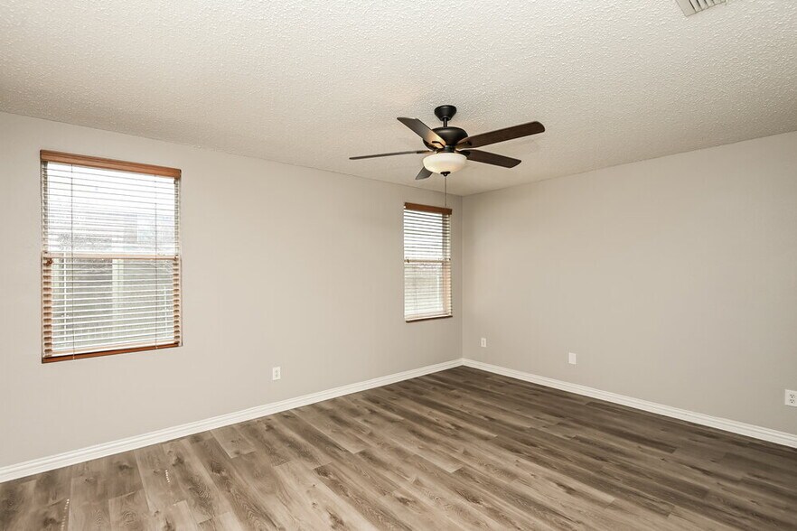 Building Photo - 1732 Rialto Way