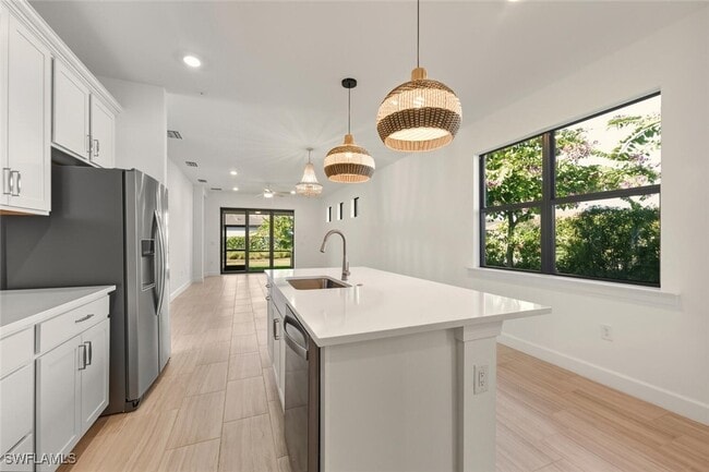 Building Photo - 1873 Amador Ct